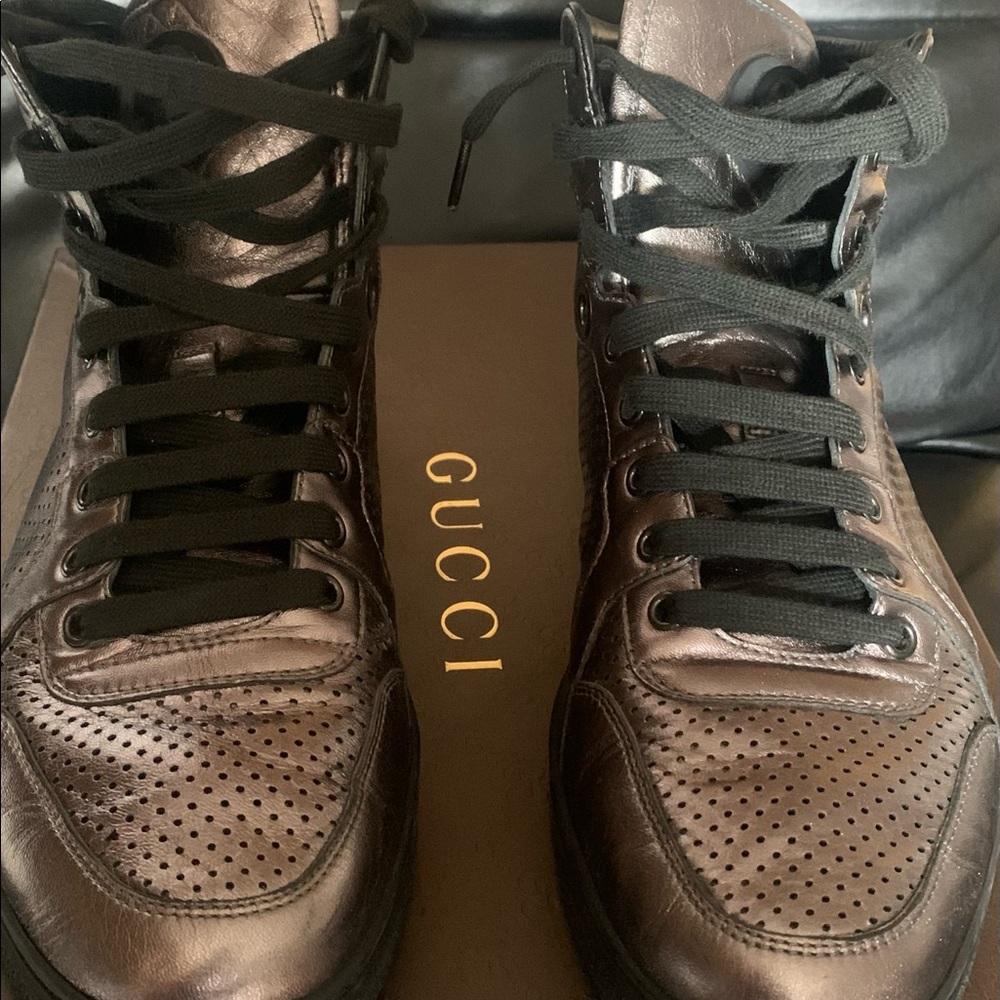 Gucci. - Picture 3 of 4